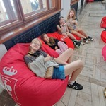 dc24f0e0-fbd6-4b67-9951-fec484f8e8b4.jpg