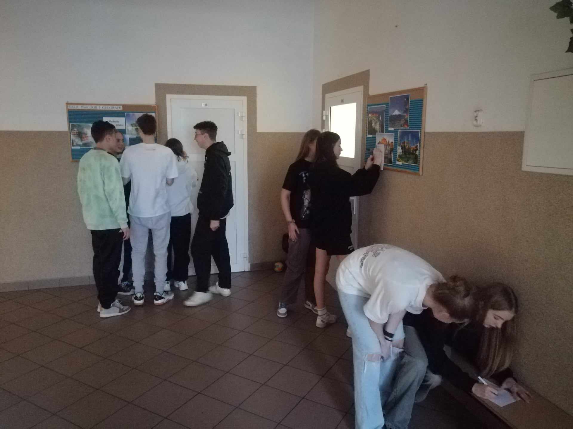 403641118_848129103982085_5642565975694823006_n.jpg